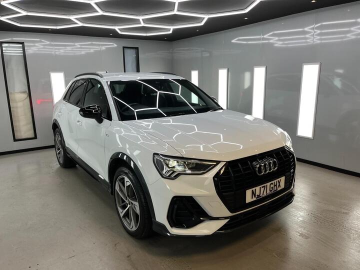 Audi Q3 1.5 TFSI CoD 35 Black Edition S Tronic Euro 6 (s/s) 5dr