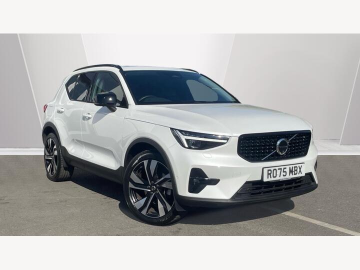 Volvo XC40 2.0 B4 MHEV Ultra Dark DCT Auto Euro 6 (s/s) 5dr