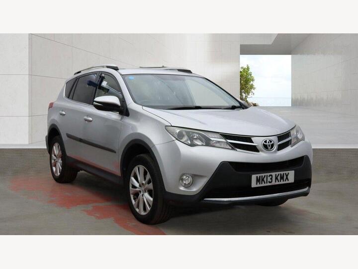 Toyota RAV4 2.2 D-CAT Invincible Auto 4WD Euro 5 5dr