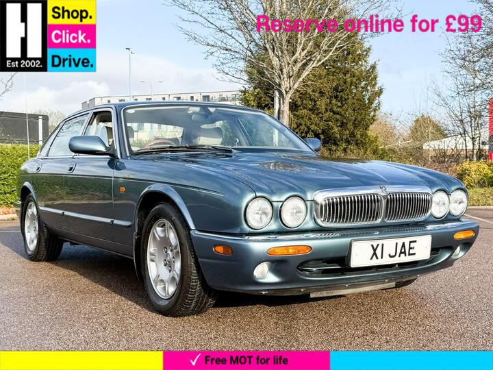 Jaguar XJ 4.0 Sovereign 4dr