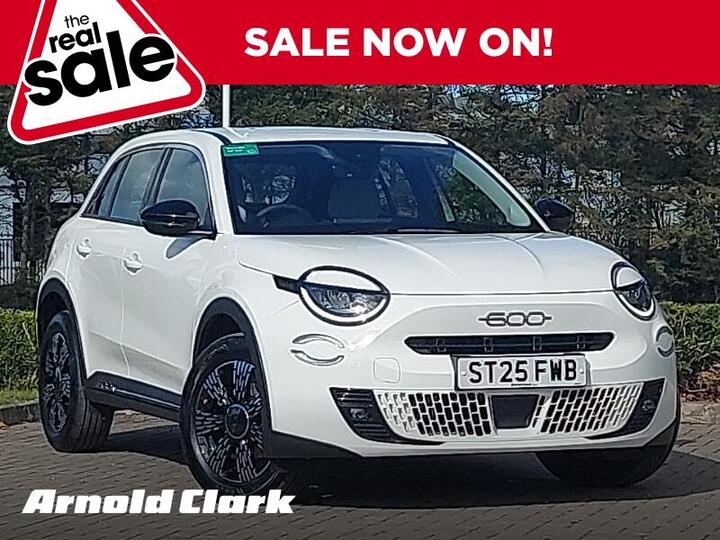 Fiat 600 1.2 MHEV E-DCT Euro 6 (s/s) 5dr