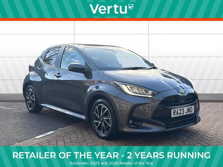 Toyota Yaris 1.5 VVT-h Design E-CVT Euro 6 (s/s) 5dr