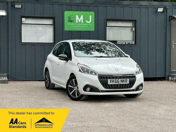 Peugeot 208 1.2 PureTech Active Design Lime Euro 6 5dr