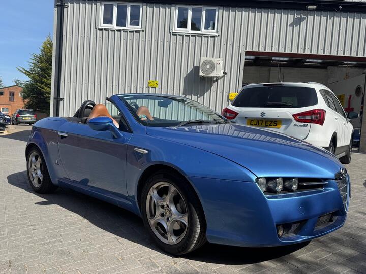 Alfa Romeo Spider 2.2 JTS 2dr