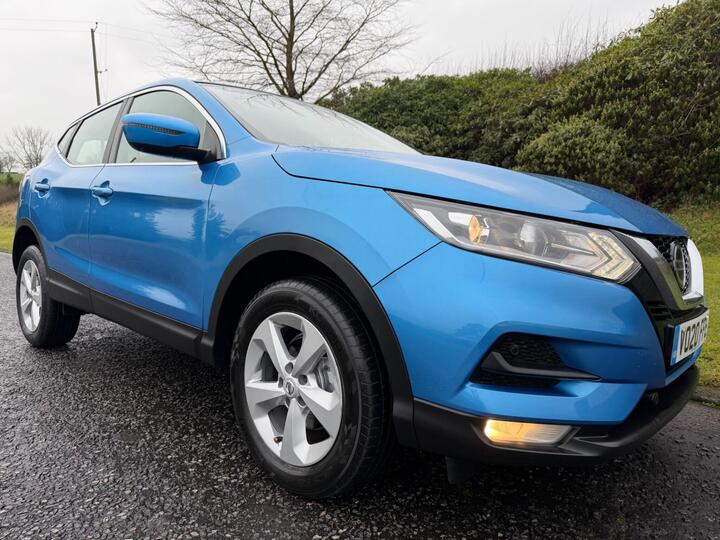 Nissan Qashqai 1.3 DIG-T Acenta Premium Euro 6 (s/s) 5dr