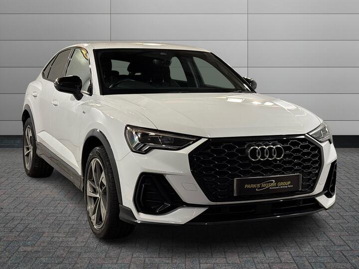 Audi Q3 1.5 TFSI CoD 35 Black Edition Sportback S Tronic Euro 6 (s/s) 5dr