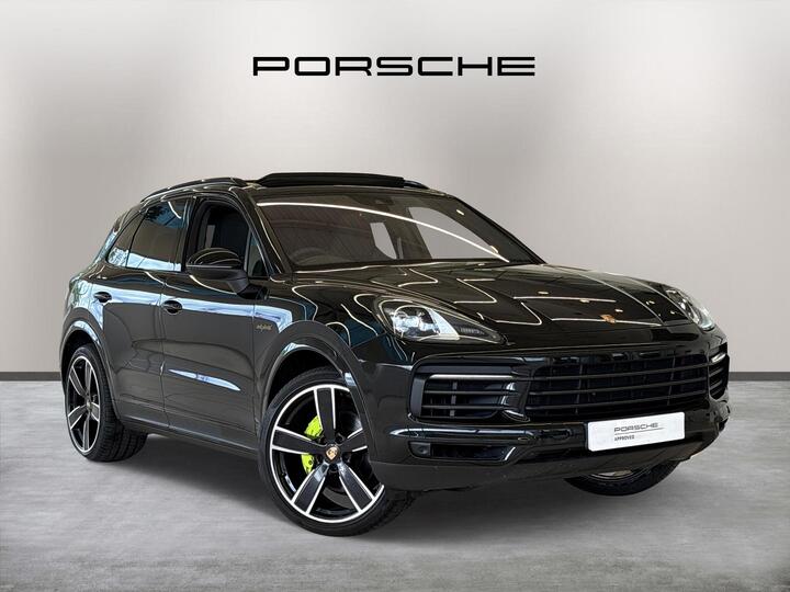 Porsche CAYENNE 3.0 V6 E-Hybrid 17.9kWh Platinum Edition TiptronicS 4WD Euro 6 (s/s) 5dr (3.6kW Charger)