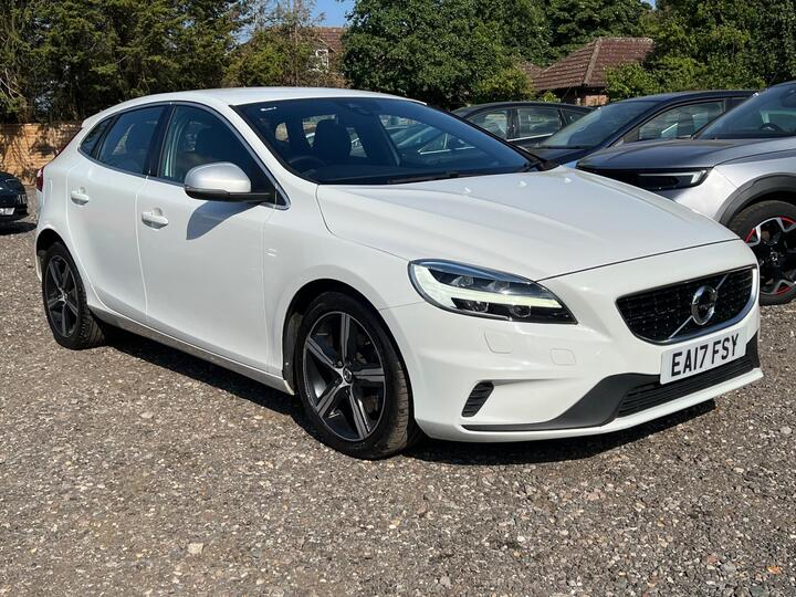 Volvo V40 2.0 T2 R-Design Euro 6 (s/s) 5dr
