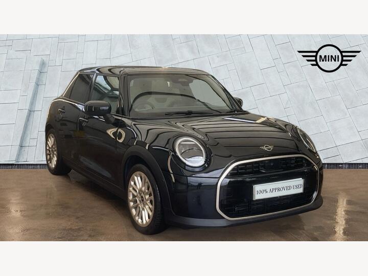 MINI Hatch 1.5C Exclusive Steptronic Euro 6 (s/s) 5dr