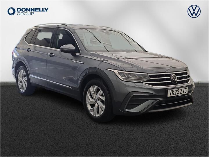 Volkswagen Tiguan Allspace 2.0 TDI Life Euro 6 (s/s) 5dr Volkswagen Tiguan Allspace 2.0 TDI Life Euro 6 (s/s) 5dr