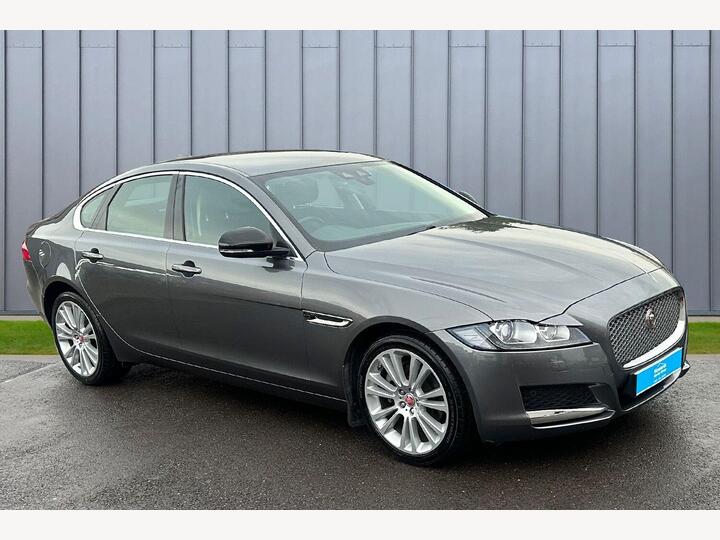 Jaguar XF 2.0d Portfolio Auto Euro 6 (s/s) 4dr