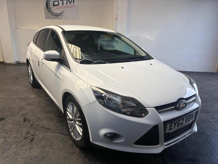 Ford Focus 1.0T EcoBoost Zetec Euro 5 (s/s) 5dr