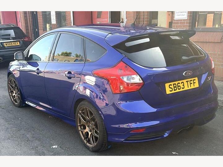 Ford FOCUS 2.0T EcoBoost ST-3 Euro 5 (s/s) 5dr