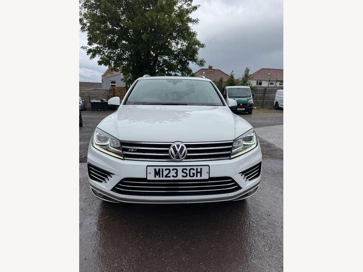 Volkswagen TOUAREG 3.0 TDI V6 BlueMotion Tech R-Line Tiptronic 4WD Euro 6 (s/s) 5dr