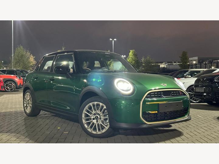 MINI Cooper 2.0S Exclusive Steptronic Euro 6 (s/s) 5dr