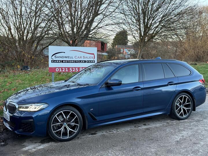 BMW 5 Series 2.0 520d MHT M Sport Touring Steptronic XDrive Euro 6 (s/s) 5dr BMW 5 Series 2.0 520d MHT M Sport Touring Steptronic XDrive Euro 6 (s/s) 5dr