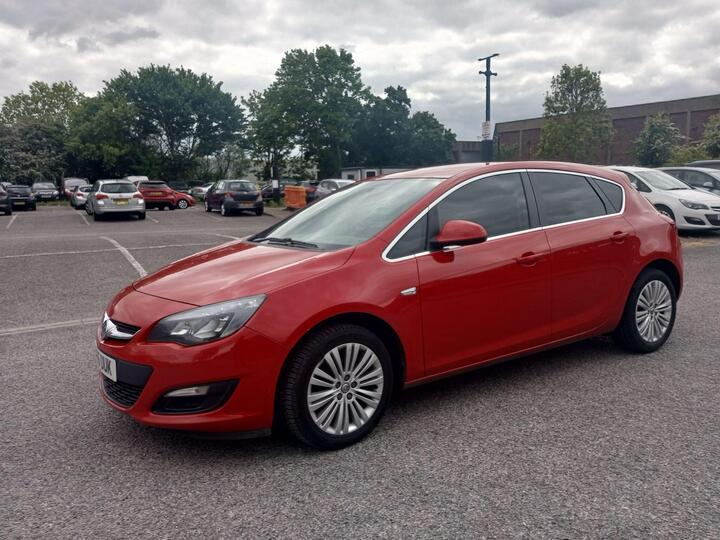 Vauxhall Astra 1.6i Excite Euro 6 5dr