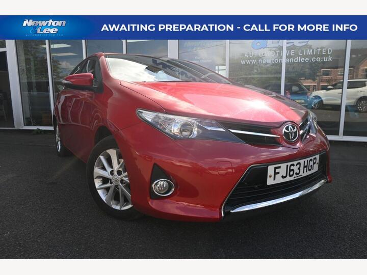 Toyota AURIS 1.6 V-Matic Icon Multidrive S Euro 5 5dr Toyota AURIS 1.6 V-Matic Icon Multidrive S Euro 5 5dr