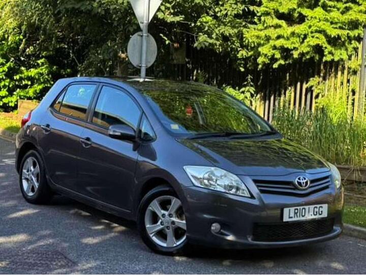Toyota Auris 1.33 VVT-i TR (s/s) 5dr