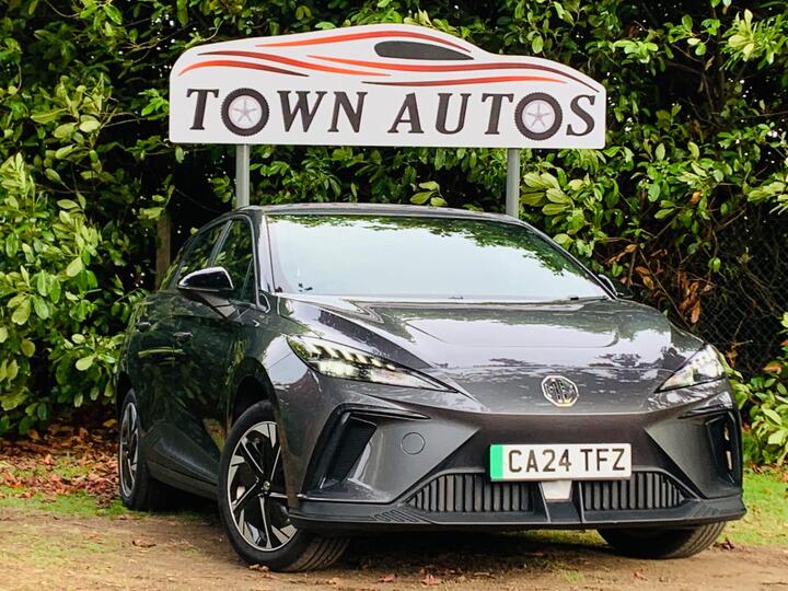 MG MG4 64kWh SE Long Range Auto 5dr