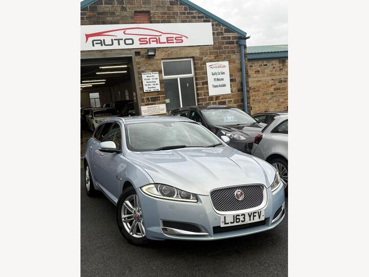 Jaguar XF 2.2d Luxury Sportbrake Auto Euro 5 (s/s) 5dr