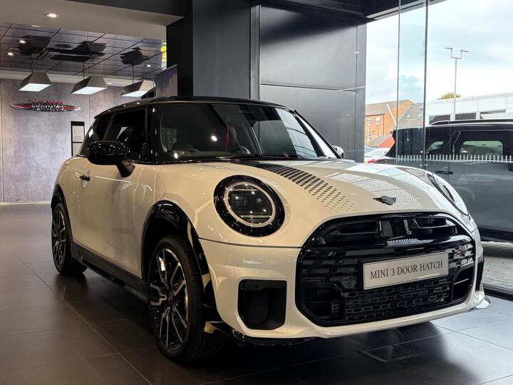 MINI Cooper 1.5C Sport Steptronic Euro 6 (s/s) 3dr