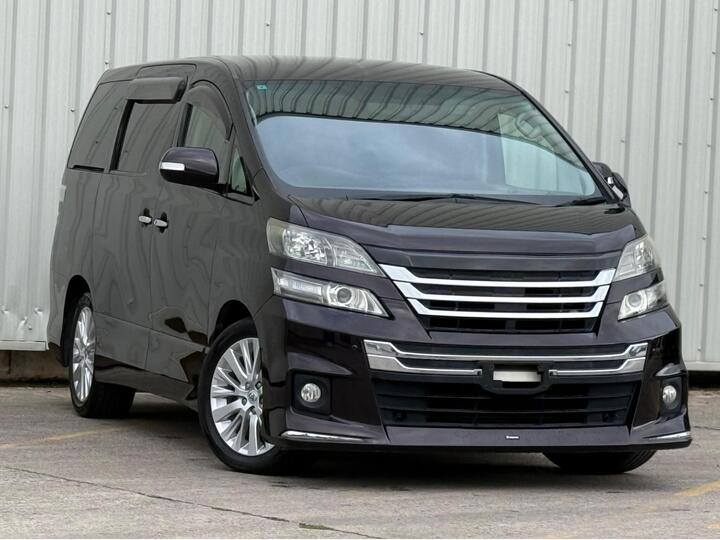 Toyota Vellfire 2.4 240Z PETROL AUTOMATIC 7 SEATER