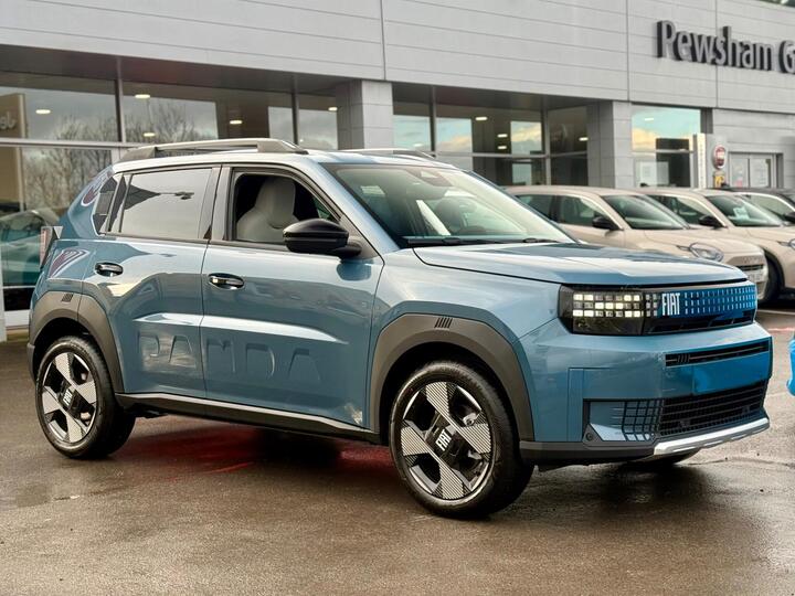 Fiat Grande Panda 1.2 MHEV La Prima E-DCT Euro 6 (s/s) 5dr