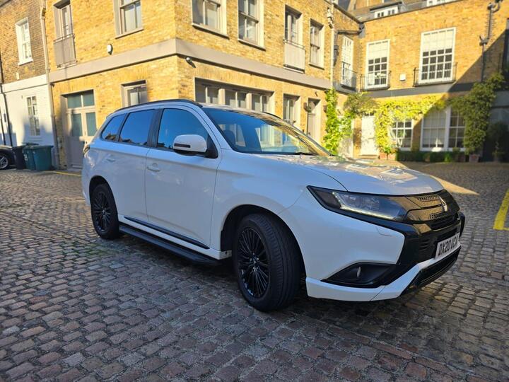 Mitsubishi Outlander 2.4h TwinMotor 13.8kWh Dynamic CVT 4WD Euro 6 (s/s) 5dr