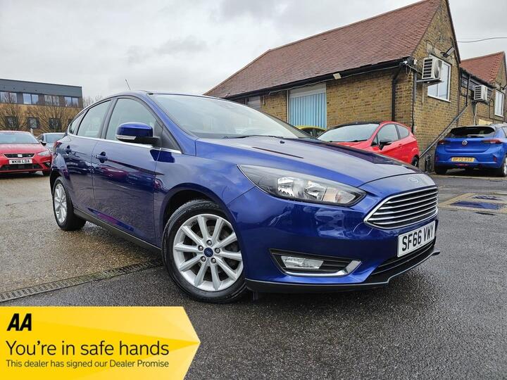 Ford Focus 1.0T EcoBoost Titanium Auto Euro 6 (s/s) 5dr