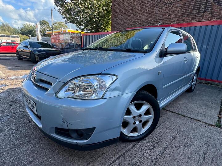 Toyota Corolla 1.6 VVT-i Colour Collection 5dr