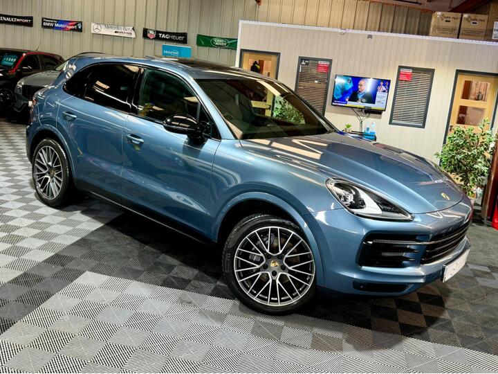 Porsche Cayenne 3.0T V6 TiptronicS 4WD Euro 6 (s/s) 5dr