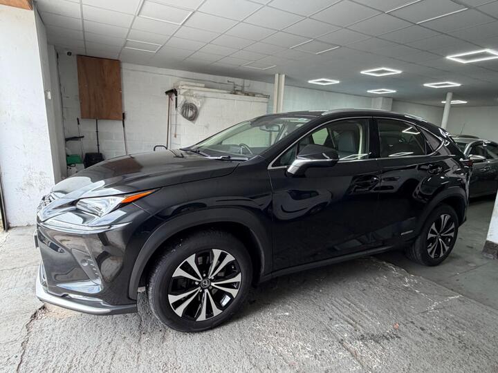Lexus NX 2.5 300h GPF E-CVT 4WD Euro 6 (s/s) 5dr