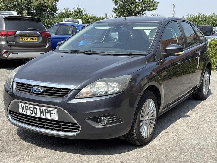 Ford Focus 1.6 Titanium 5dr