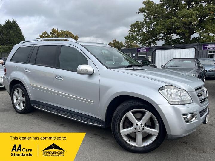 Mercedes-Benz GL Class 4.0 GL420 CDI V8 G-Tronic 4WD Euro 4 5dr Mercedes-Benz GL Class 4.0 GL420 CDI V8 G-Tronic 4WD Euro 4 5dr