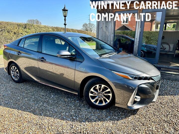 Toyota Prius 1.8 VVT 8.8kWh Business Edition Plus CVT Euro 6 (s/s) 5dr