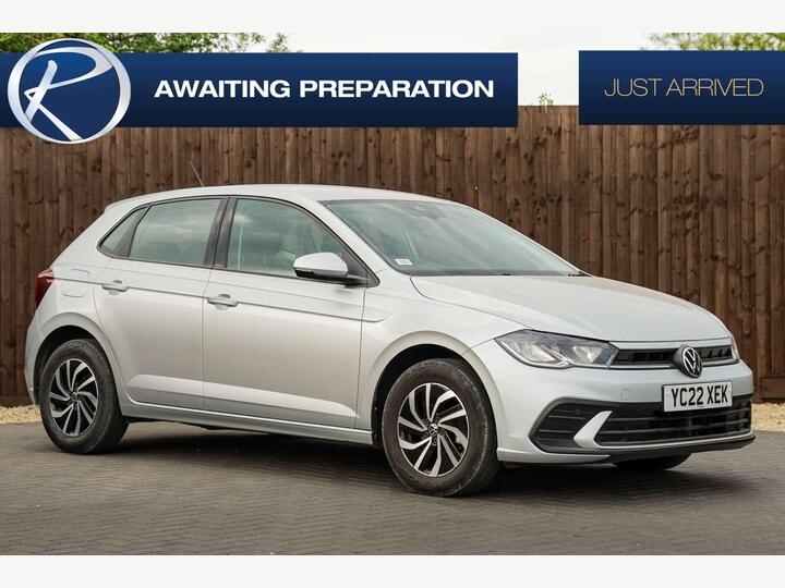 Volkswagen POLO 1.0 TSI Life Euro 6 (s/s) 5dr Volkswagen POLO 1.0 TSI Life Euro 6 (s/s) 5dr