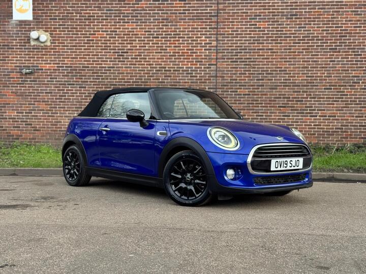 MINI Convertible 1.5 Cooper Classic Steptronic Euro 6 (s/s) 2dr