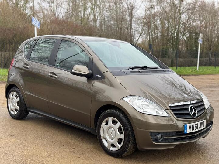 Mercedes-Benz A Class 1.5 A160 BlueEfficiency Classic SE 5dr