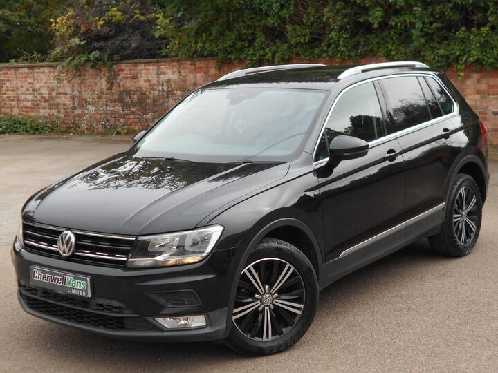 Volkswagen TIGUAN 2.0 TDI BlueMotion Tech SE Navigation DSG 4Motion Euro 6 (s/s) 5dr