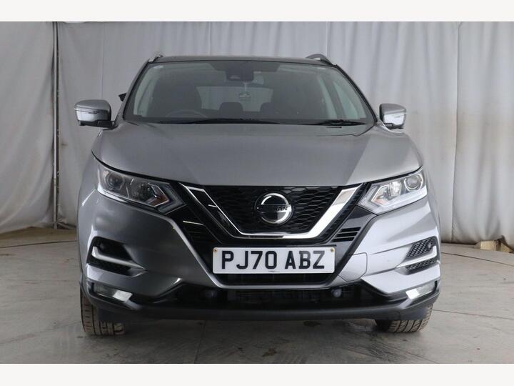 Nissan Qashqai 1.3 DIG-T N-Connecta Euro 6 (s/s) 5dr