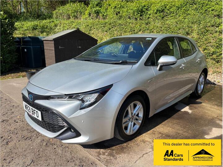Toyota Corolla 1.8 VVT-h Icon Tech CVT Euro 6 (s/s) 5dr