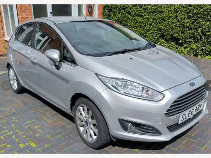 Ford Fiesta 1.0T EcoBoost Titanium Euro 6 (s/s) 5dr