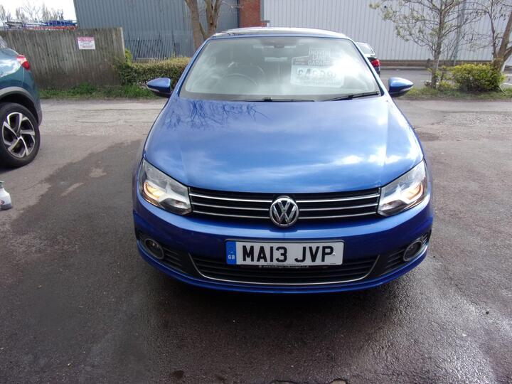 Volkswagen Eos 2.0 TDI BlueMotion Tech Sport Cabriolet Euro 5 (s/s) 2dr