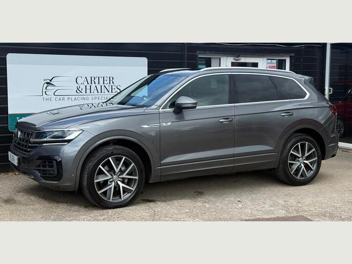 Volkswagen Touareg 3.0 TDI V6 R-Line Tiptronic 4Motion Euro 6 (s/s) 5dr