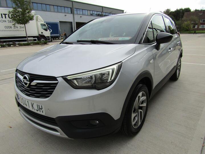 Vauxhall Crossland X 1.2 TURBO ECO TEC SE 5 DR EURO6 LHD