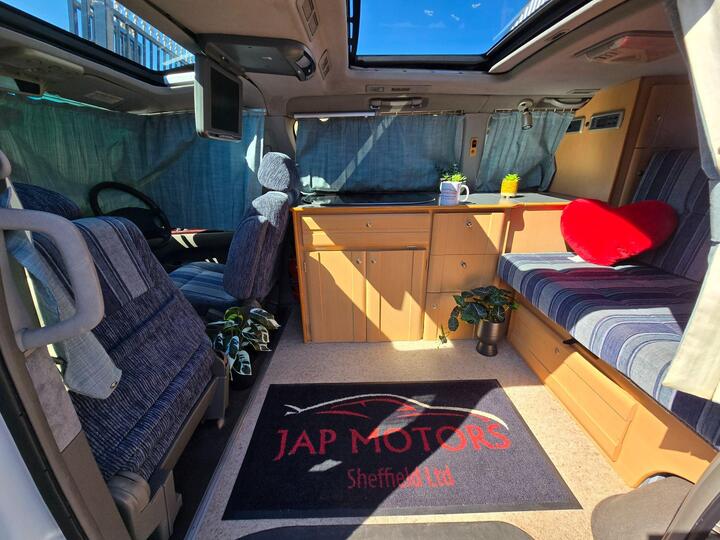 Nissan Elgrand 4WD 3.2 DIESEL Nissan Elgrand 4WD 3.2 DIESEL