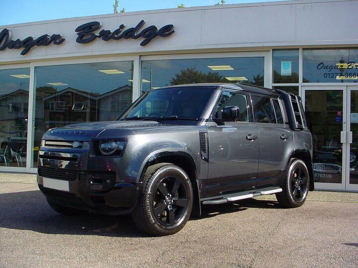 Land Rover Defender 110 3.0 D300 MHEV X-Dynamic HSE Auto 4WD Euro 6 (s/s) 5dr