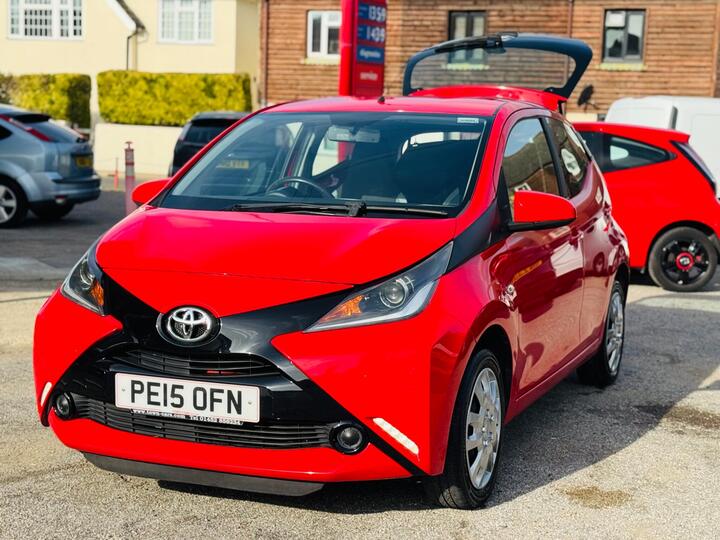 Toyota AYGO 1.0 VVT-i X-play Euro 5 5dr Euro 5