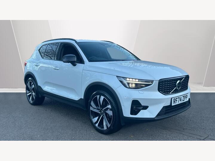 Volvo XC40 2.0 B4 MHEV Ultra Dark DCT Auto Euro 6 (s/s) 5dr
